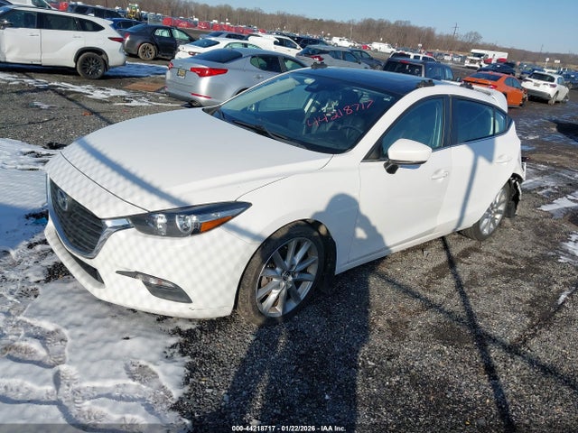 44218717 :رقم المزاد ، 3MZBN1L31HM142935 vin ، 2017 Mazda Mazda3 Touring 2.5 مزاد بيع