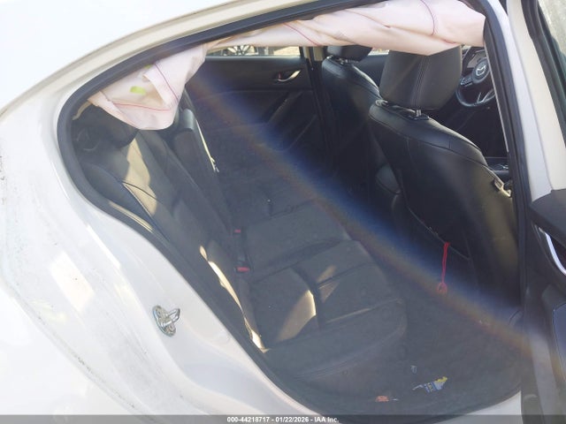 44218717 :رقم المزاد ، 3MZBN1L31HM142935 vin ، 2017 Mazda Mazda3 Touring 2.5 مزاد بيع