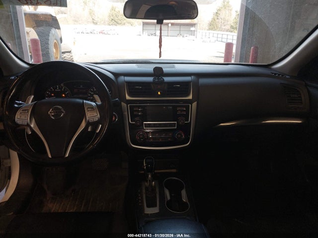 1N4AL3AP4JC268032 Nissan Altima 2.5 Sr