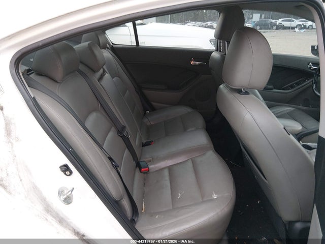 KNAFZ4A81F5269449 KIA FORTE EX