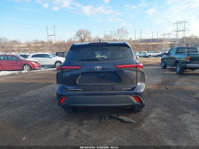 Toyota Highlander Xle 2021 5TDGZRBH2MS076771 Image 17