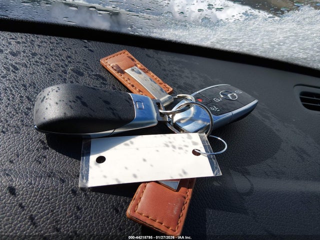 Продажа на аукционе авто 2023 Mercedes-benz Glb 250 4matic, vin: W1N4M4HBXPW275507, номер лота: 44218795