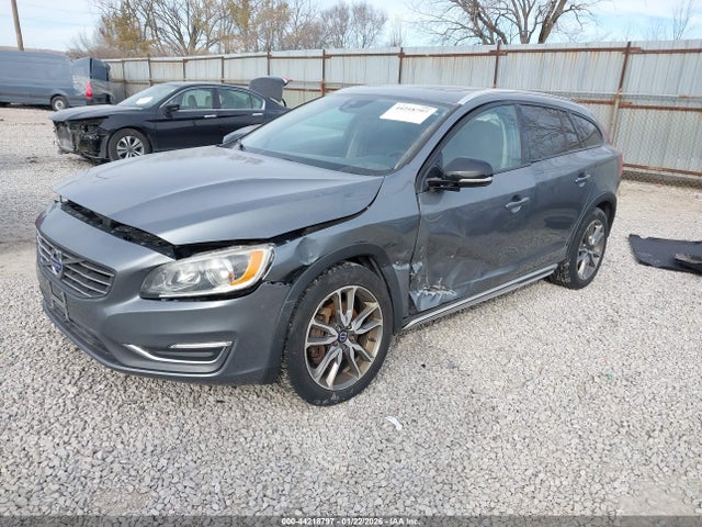 2017 VOLVO V60 CROSS COUNTRY YV440MWK7H1023845 Photo 1