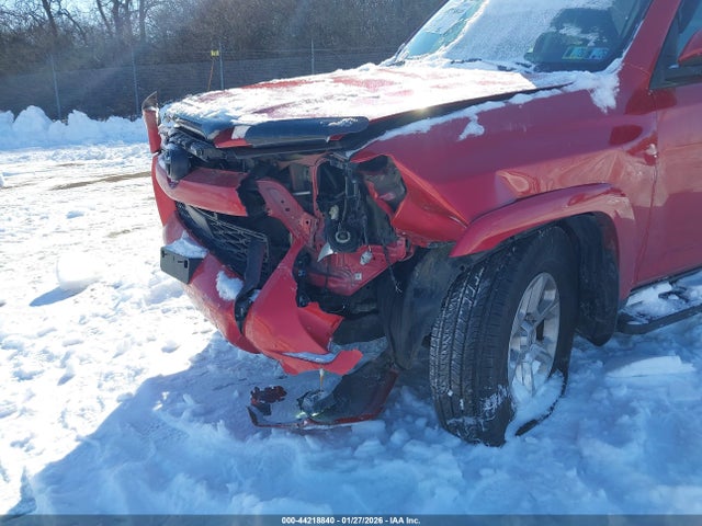JTEMU5JRXM5925101 Toyota 4RUNNER SR5