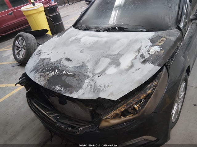 5NPE24AF2FH206992 Hyundai SONATA SE
