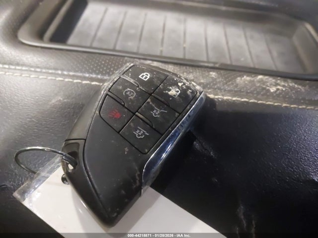 2021 CHEVROLET SUBURBAN 1GNSKFKD7MR205328 Photo 10