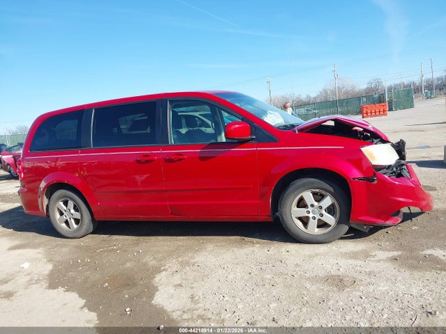 44218914 :رقم المزاد ، 2C4RDGCG2DR523626 vin ، 2013 Dodge Grand Caravan Sxt مزاد بيع