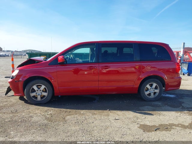 44218914 :رقم المزاد ، 2C4RDGCG2DR523626 vin ، 2013 Dodge Grand Caravan Sxt مزاد بيع