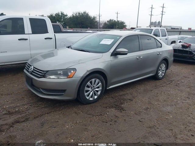 2014 VOLKSWAGEN PASSAT 1VWAT7A31EC086385 Photo 1