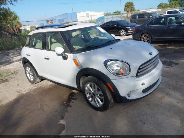 2014 MINI COUNTRYMAN WMWZB3C53EWR40773 Photo 0