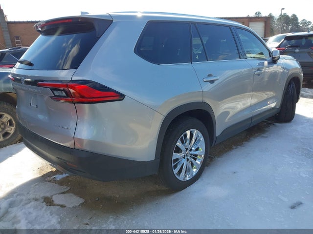 Toyota Grand Highlander Platinum 2024 5TDAAAB51RS052019 Image 4