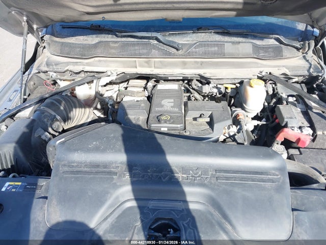 2024 Ram 5500 Chassis Tradesman/slt/laramie/limited მანქანა იყიდება აუქციონზე, vin: 3C7WRNFL5RG263952, აუქციონის ნომერი: 44218930