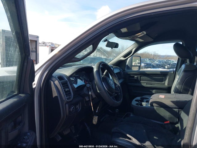 2024 Ram 5500 Chassis Tradesman/slt/laramie/limited მანქანა იყიდება აუქციონზე, vin: 3C7WRNFL5RG263952, აუქციონის ნომერი: 44218930