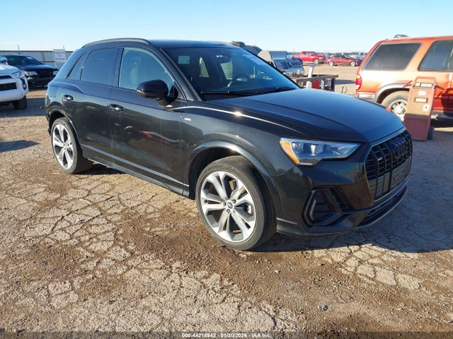 2021 AUDI Q3 WA1DECF34M1144781 Photo 0
