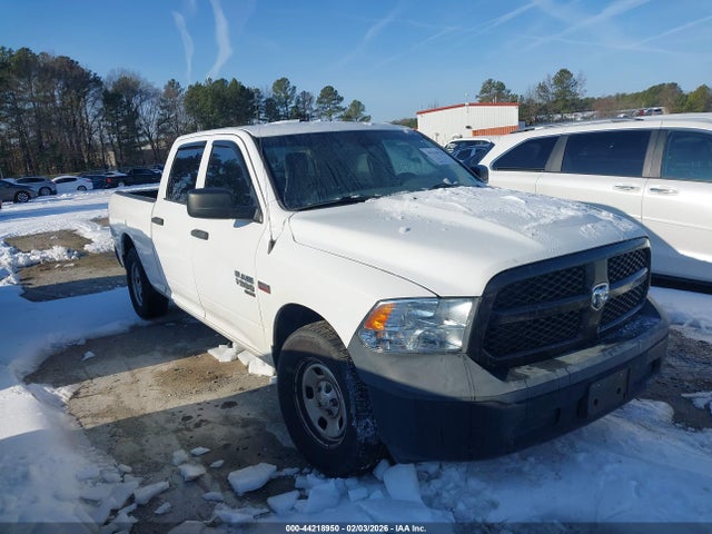 1C6RR6ST7KS637733 RAM 1500 Classic Tradesman 4x2 6&#039;4 Box
