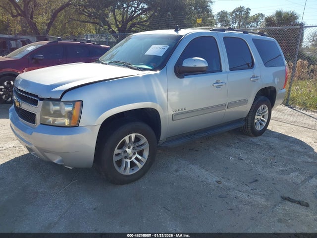 2011 CHEVROLET TAHOE 1GNSKBE07BR377258 Photo 1
