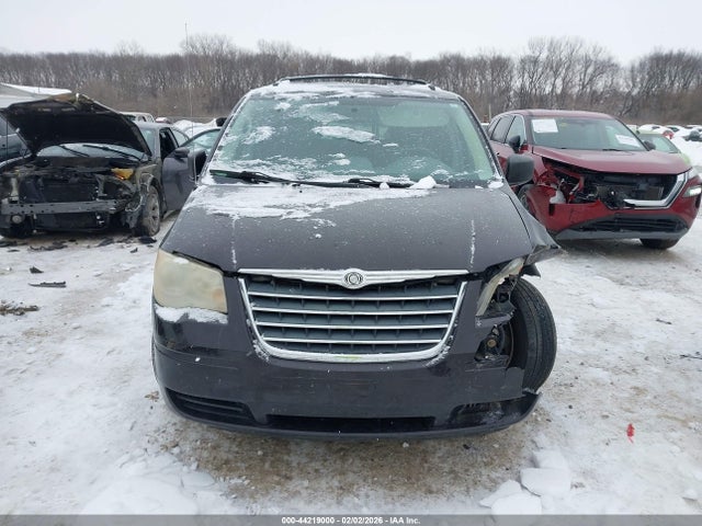 44219000 :رقم المزاد ، 2A4RR2D13AR357542 vin ، 2010 Chrysler Town & Country New Lx مزاد بيع