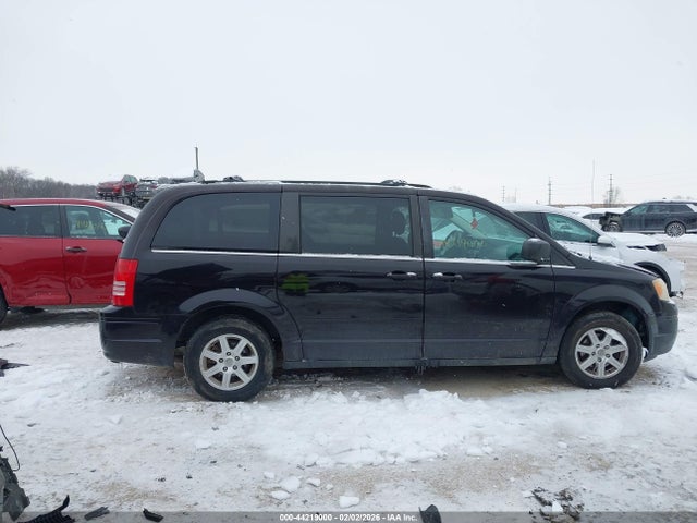 44219000 :رقم المزاد ، 2A4RR2D13AR357542 vin ، 2010 Chrysler Town & Country New Lx مزاد بيع