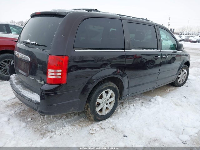 44219000 :رقم المزاد ، 2A4RR2D13AR357542 vin ، 2010 Chrysler Town & Country New Lx مزاد بيع