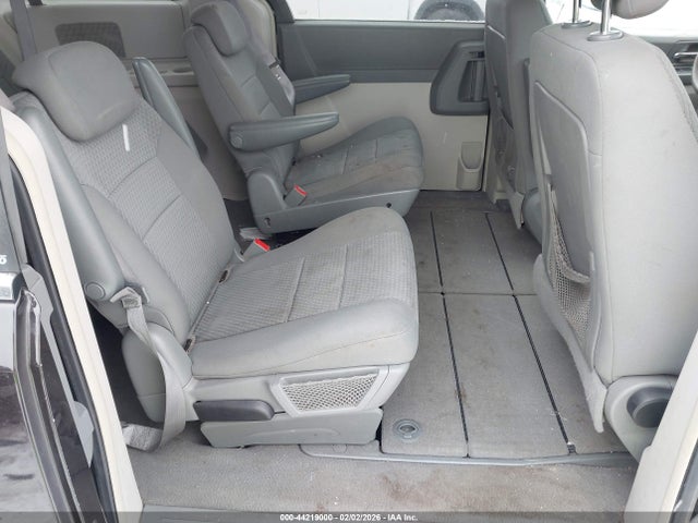 44219000 :رقم المزاد ، 2A4RR2D13AR357542 vin ، 2010 Chrysler Town & Country New Lx مزاد بيع