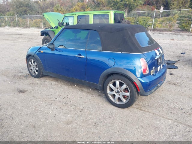 2007 MINI COOPER WMWRF33517TF67311 Photo 2