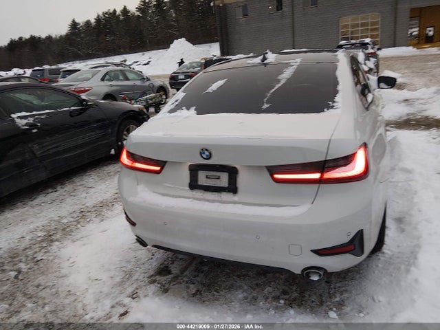 2022 Bmw 330i Xdrive მანქანა იყიდება აუქციონზე, vin: 3MW5R7J06N8C54664, აუქციონის ნომერი: 44219009