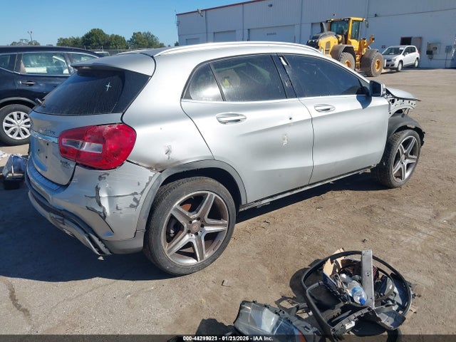 2015 MERCEDES-BENZ GLA 250 WDCTG4GB9FJ089913 Photo 3