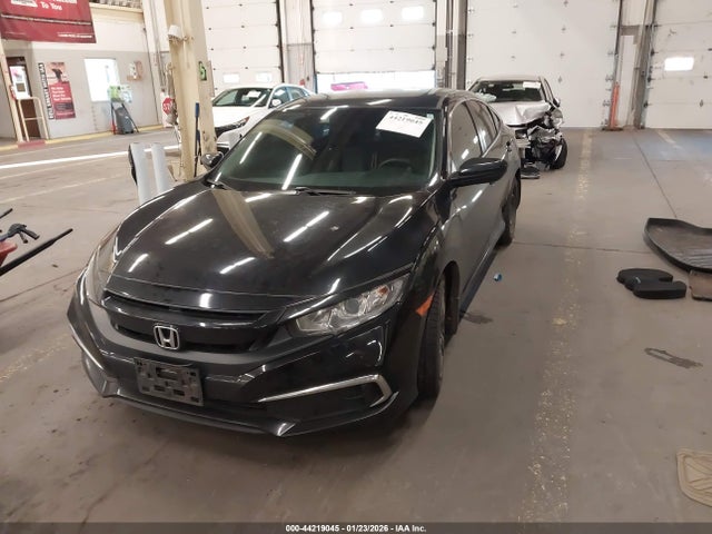 Honda Civic Lx 2019 19XFC2F69KE202239 Image 2
