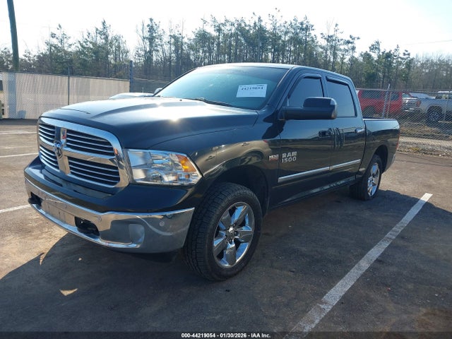 1C6RR7LTXFS732085 RAM 1500 Big Horn