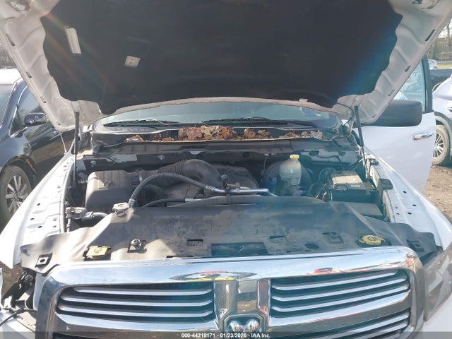 2015 RAM 1500 1C6RR6GT0FS754570 Photo 9