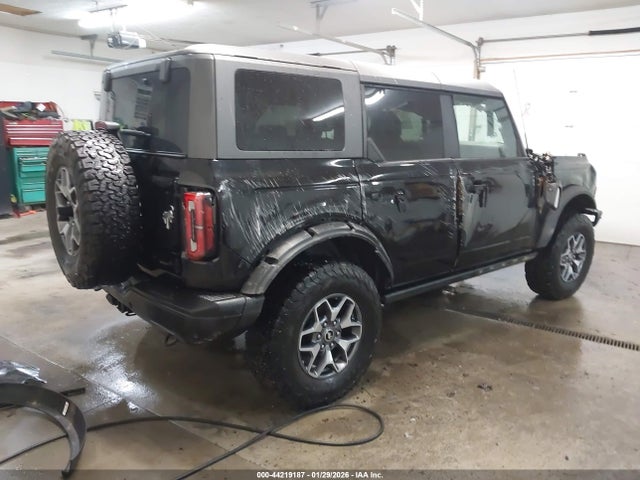 2023 FORD BRONCO 1FMEE5DH4PLA89712 Photo 3