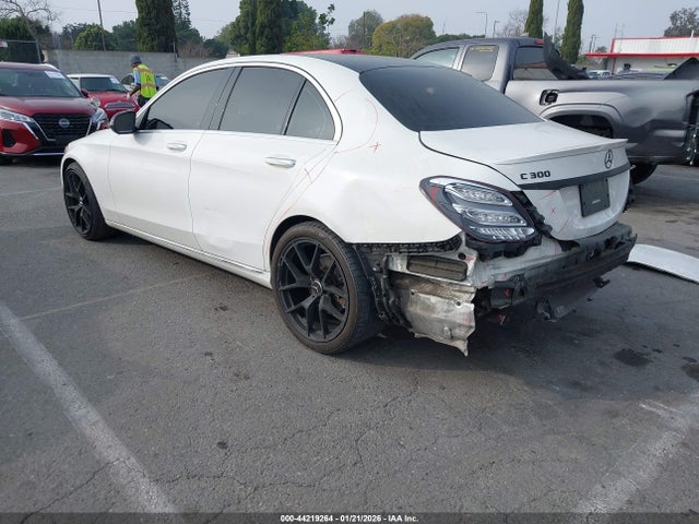 Продажа на аукционе авто 2016 Mercedes-benz C 300, vin: 55SWF4JB1GU124126, номер лота: 44219264