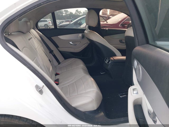Продажа на аукционе авто 2016 Mercedes-benz C 300, vin: 55SWF4JB1GU124126, номер лота: 44219264
