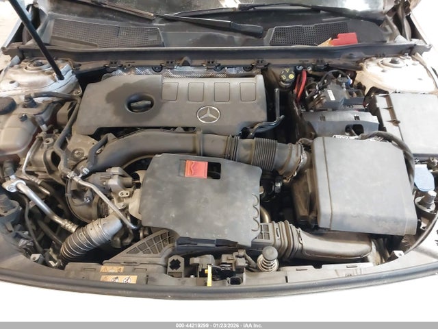 2019 Mercedes-benz A 220 4matic მანქანა იყიდება აუქციონზე, vin: WDD3G4FB6KW023684, აუქციონის ნომერი: 44219299
