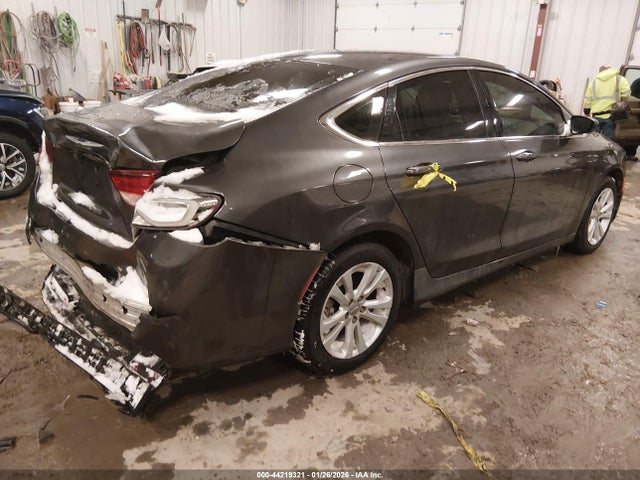 Продажа на аукционе авто 2016 Chrysler 200 Limited, vin: 1C3CCCAB1GN111678, номер лота: 44219321