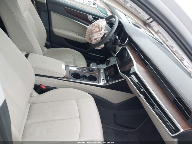 Продажа на аукционе авто 2019 Audi A6 55 Premium, vin: WAUL2AF26KN102122, номер лота: 44219395