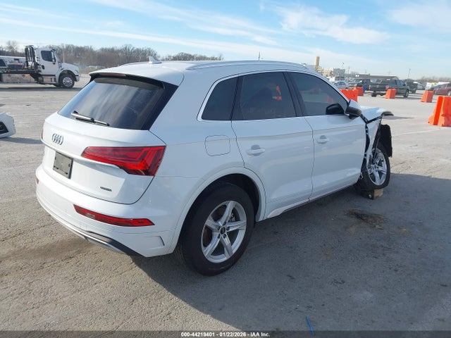 44219401 :رقم المزاد ، WA1AAAFY7M2052119 vin ، 2021 Audi Q5 Premium 45 Tfsi Quattro S Tronic مزاد بيع