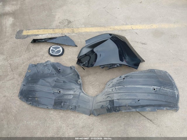 44219407 :رقم المزاد ، JM1BPACL6L1173648 vin ، 2020 Mazda Mazda3 Select Package مزاد بيع