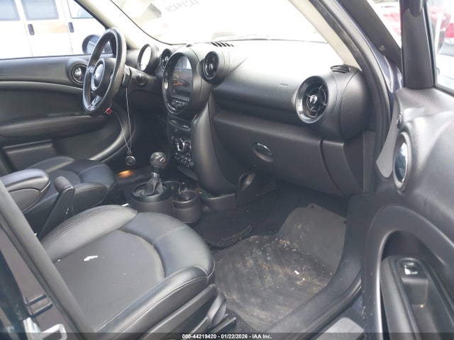 2015 MINI COUNTRYMAN WMWZC3C5XFWT03393 Photo 4
