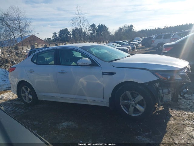 5XXGM4A79FG391789 KIA Optima Lx