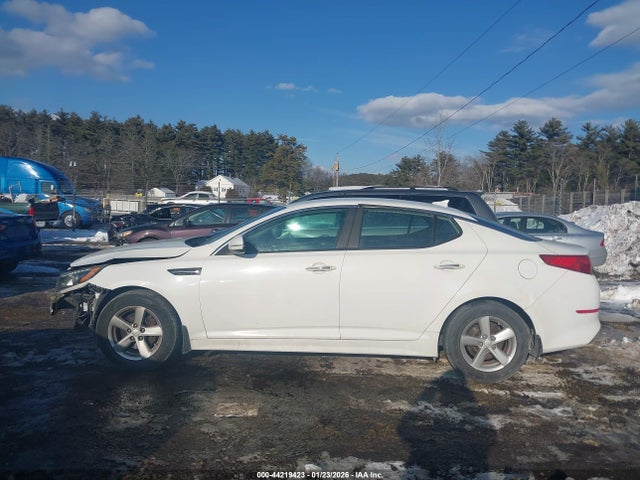 5XXGM4A79FG391789 KIA Optima Lx