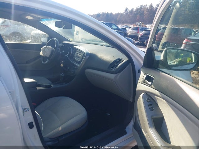 5XXGM4A79FG391789 KIA Optima Lx