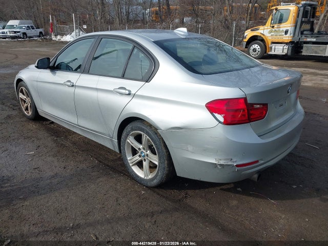2014 BMW 320I WBA3B1G59ENT00528 Photo 2