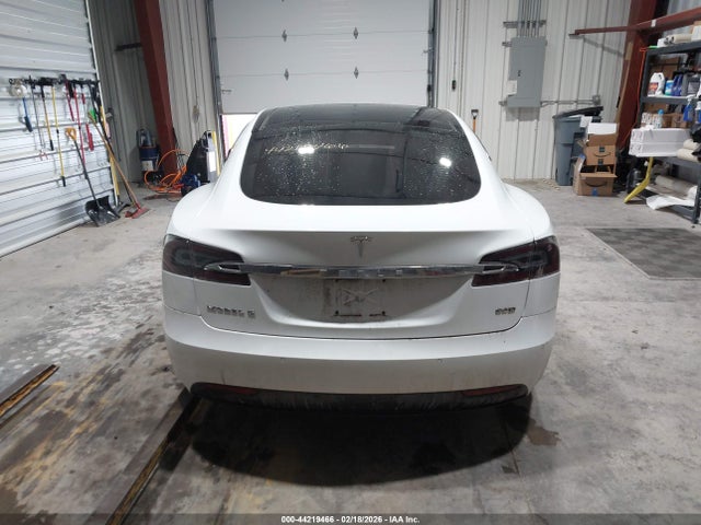 Tesla Model S 60d/70d/75d/85d/90d 2016 5YJSA1E29GF143191 Image 16