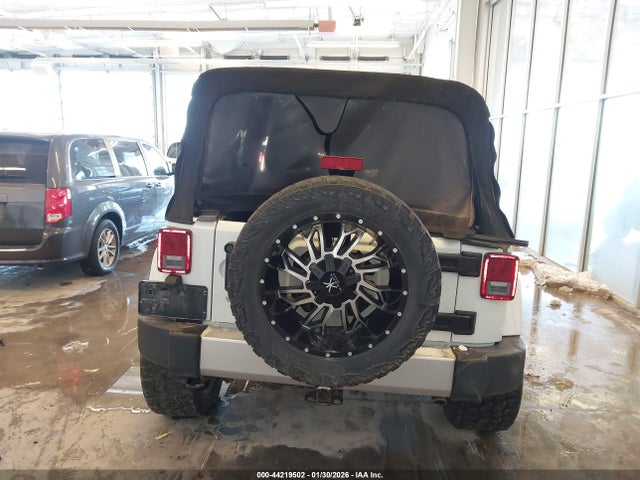 Продажа на аукционе авто 2015 Jeep Wrangler Unlimited Sahara, vin: 1C4BJWEG7FL754275, номер лота: 44219502