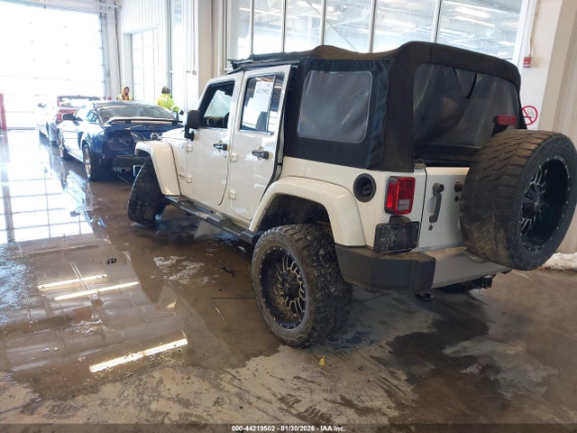 Продажа на аукционе авто 2015 Jeep Wrangler Unlimited Sahara, vin: 1C4BJWEG7FL754275, номер лота: 44219502