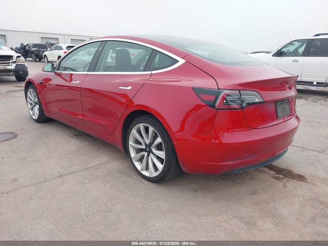 2019 TESLA MODEL 3 5YJ3E1EB3KF389784 Photo 2