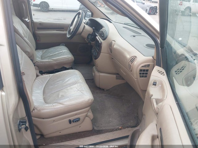 1998 CHRYSLER TOWN & COUNTRY 1C4GP64L5WB576164 Photo 4