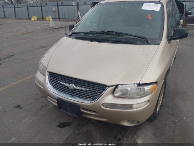 1998 CHRYSLER TOWN & COUNTRY 1C4GP64L5WB576164 Photo 5