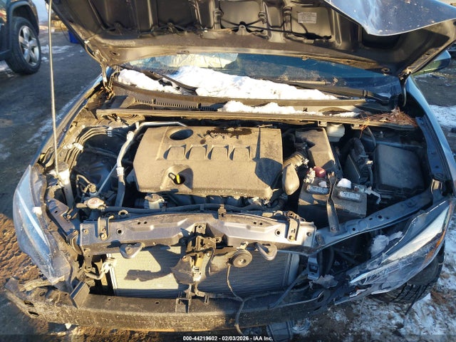 2019 TOYOTA COROLLA 2T1BURHE8KC125435 Photo 9